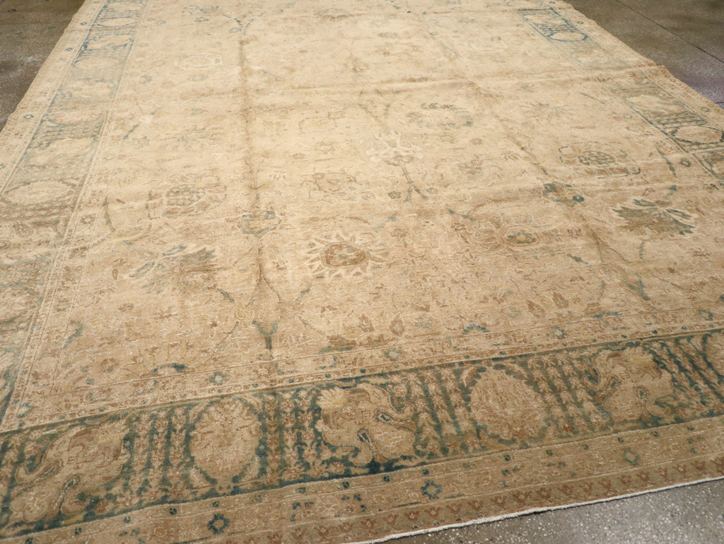 Antique Persian Tabriz Carpet, No.16425 - Galerie Shabab