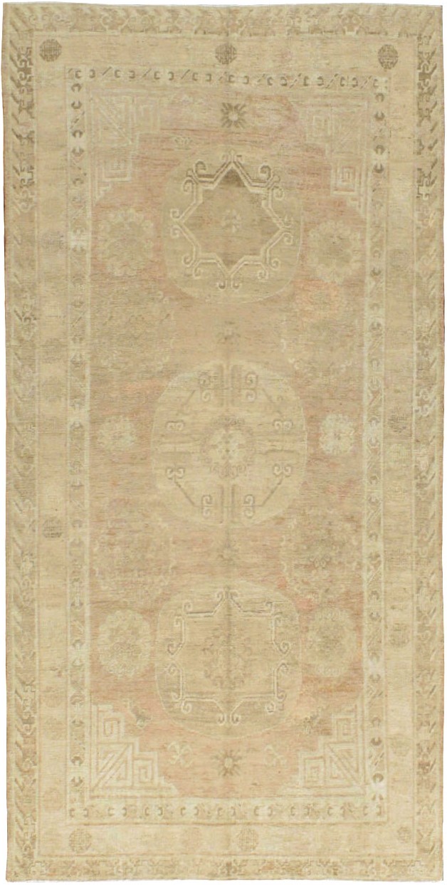 Vintage East Turkestan Khotan Rug, No.16438 - Galerie Shabab