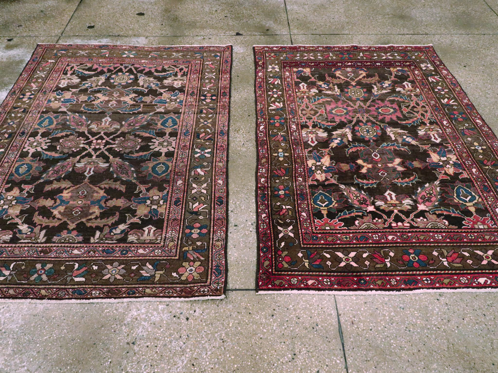 Antique Persian Bidjar Rug (Pair: 2 of 2), No.16466 - Galerie Shabab