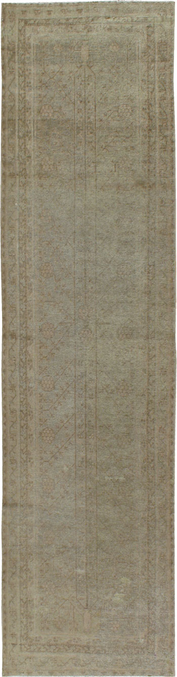 Antique Khotan Runner, No.16470 - Galerie Shabab