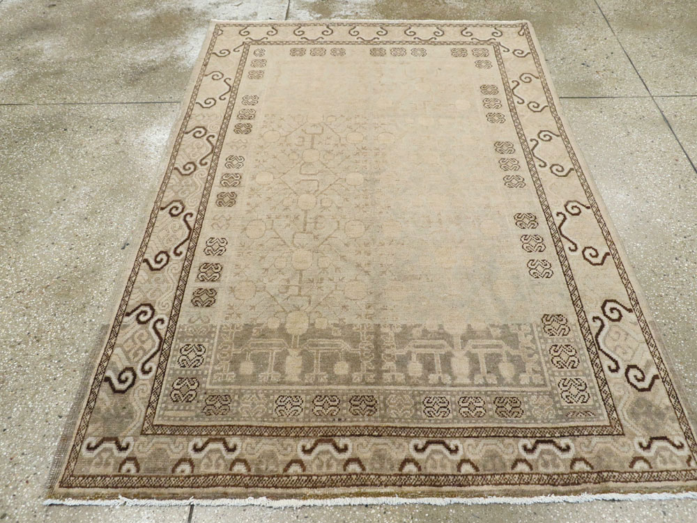 Antique East Turkestan Khotan Rug, No.16471 - Galerie Shabab