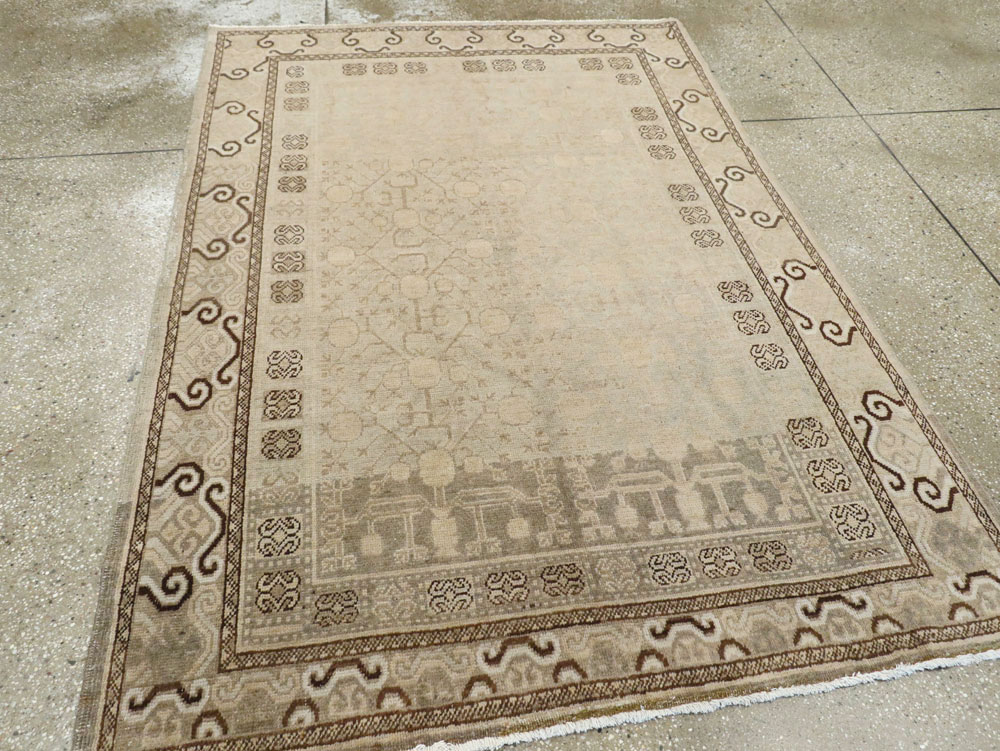 Antique East Turkestan Khotan Rug, No.16471 - Galerie Shabab