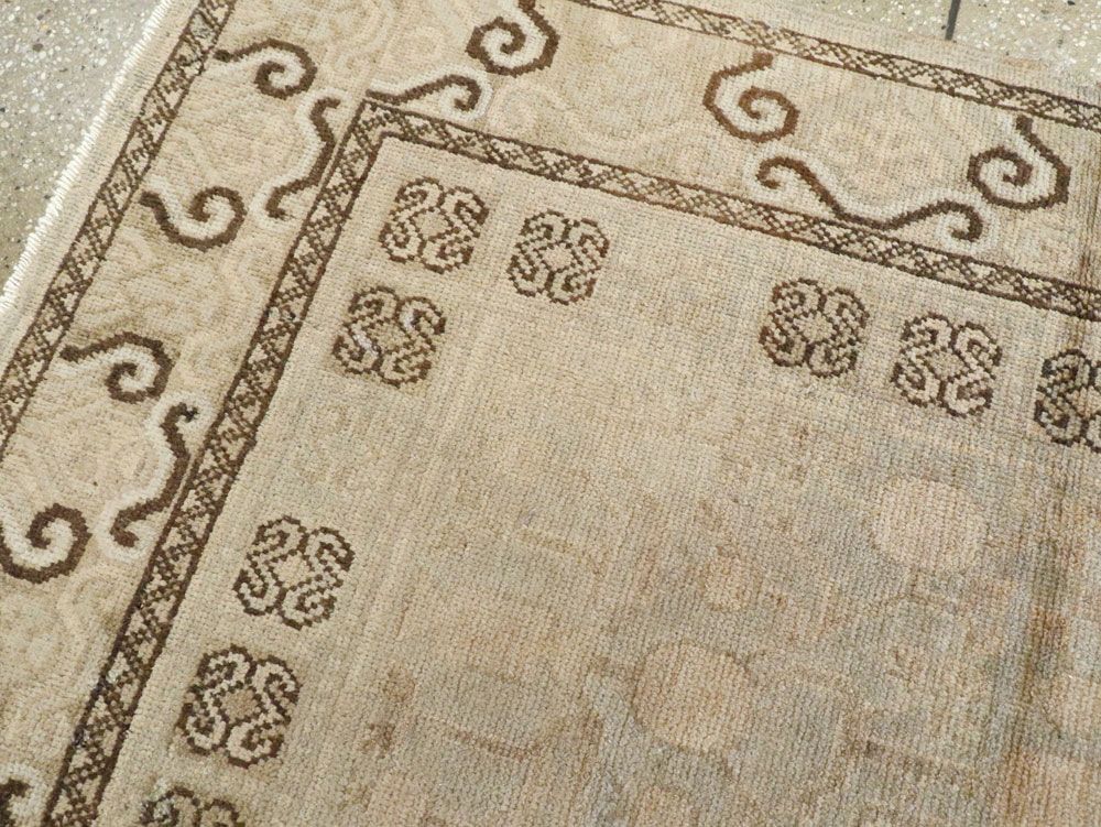 Antique East Turkestan Khotan Rug, No.16471 - Galerie Shabab