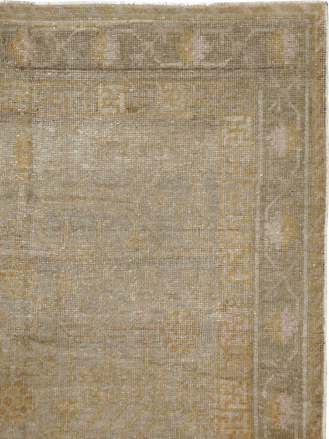 Antique East Turkestan Khotan Rug, No.16472 - Galerie Shabab