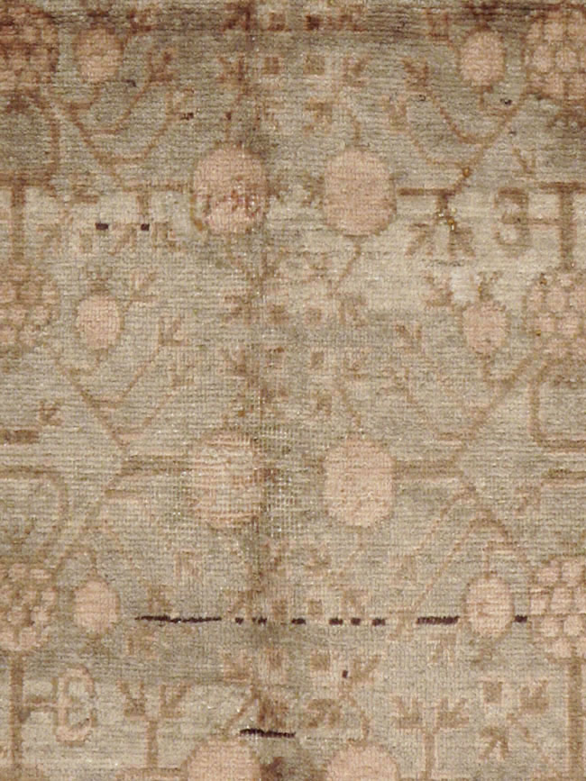Vintage East Turkestan Khotan Rug, No.16473 - Galerie Shabab