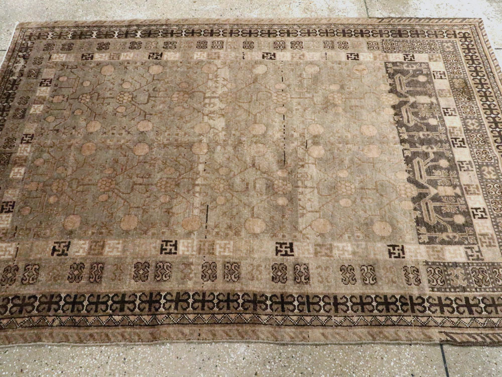 Vintage East Turkestan Khotan Rug, No.16473 - Galerie Shabab