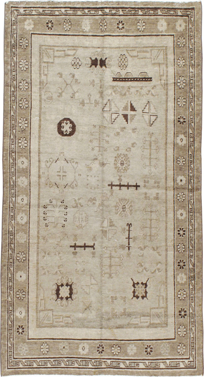 Vintage East Turkestan Khotan Rug, No.16482 - Galerie Shabab