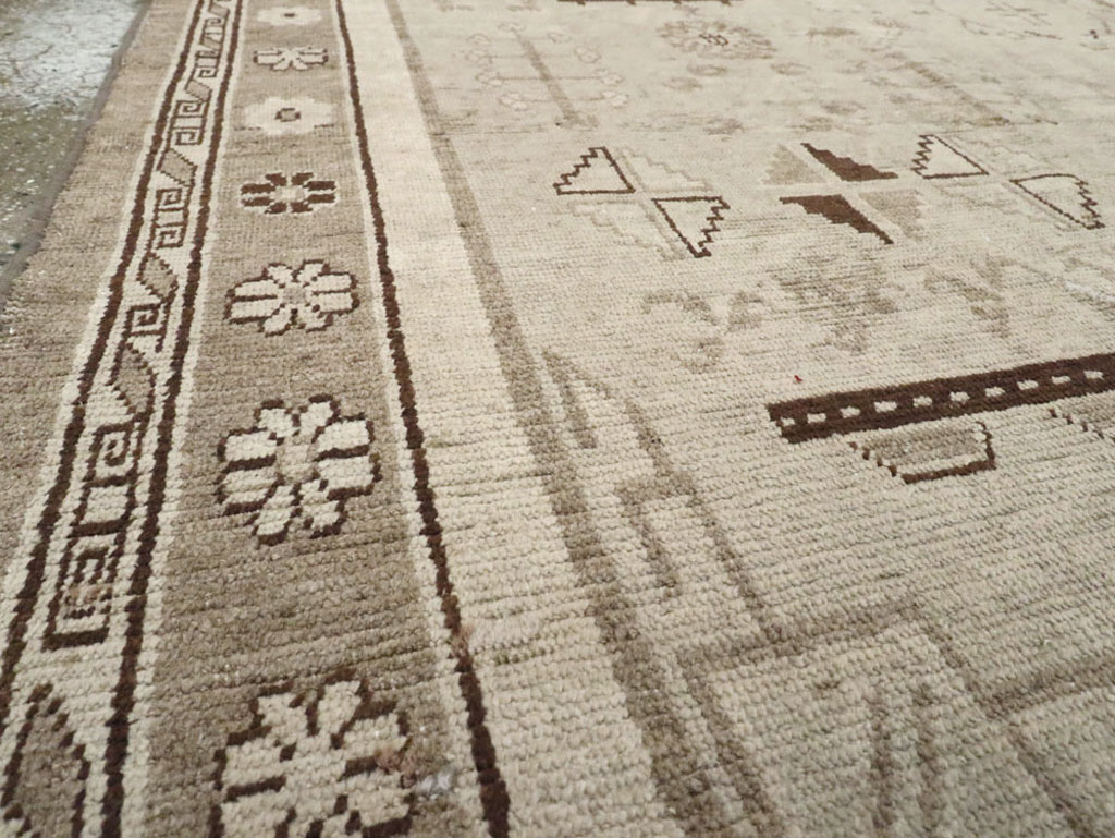 Vintage East Turkestan Khotan Rug, No.16482 - Galerie Shabab