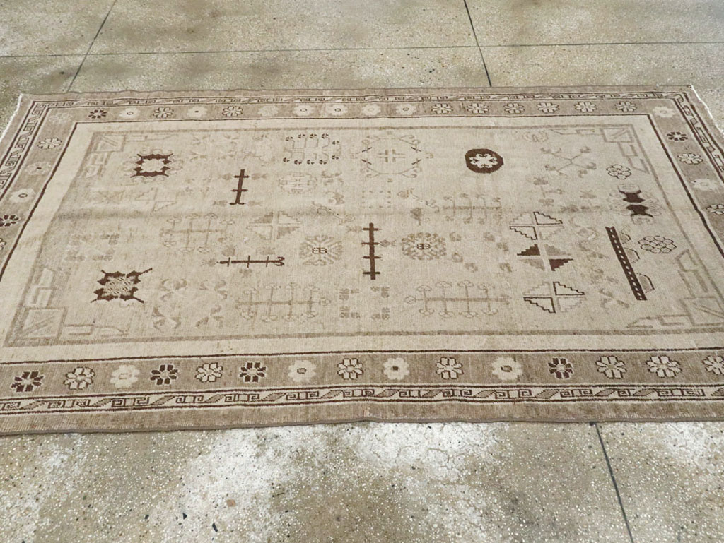 Vintage East Turkestan Khotan Rug, No.16482 - Galerie Shabab