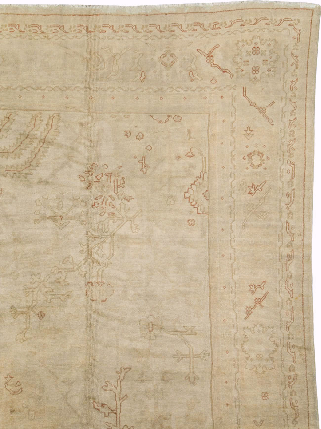 Antique Turkish Oushak Carpet, No.16494 - Galerie Shabab