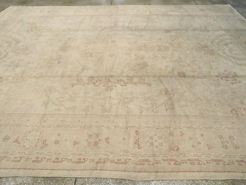 Antique Turkish Oushak Carpet, No.16494 - Galerie Shabab