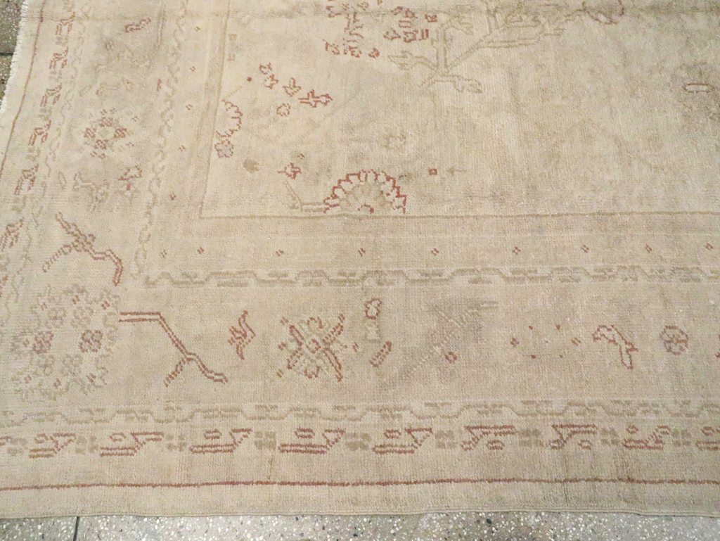 Antique Turkish Oushak Carpet, No.16494 - Galerie Shabab