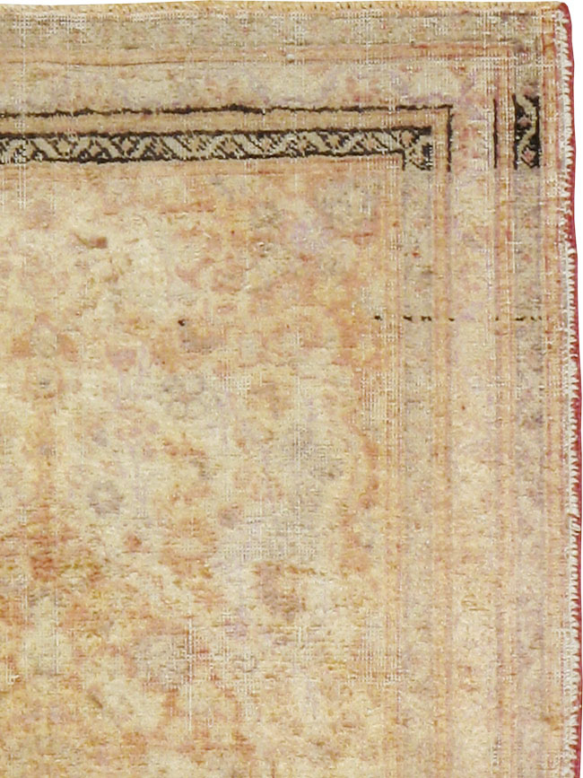 Antique Persian Tabriz Silk Rug, No.16513 - Galerie Shabab