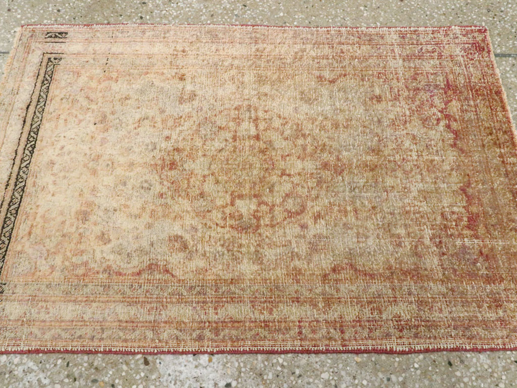 Antique Persian Tabriz Silk Rug, No.16513 - Galerie Shabab