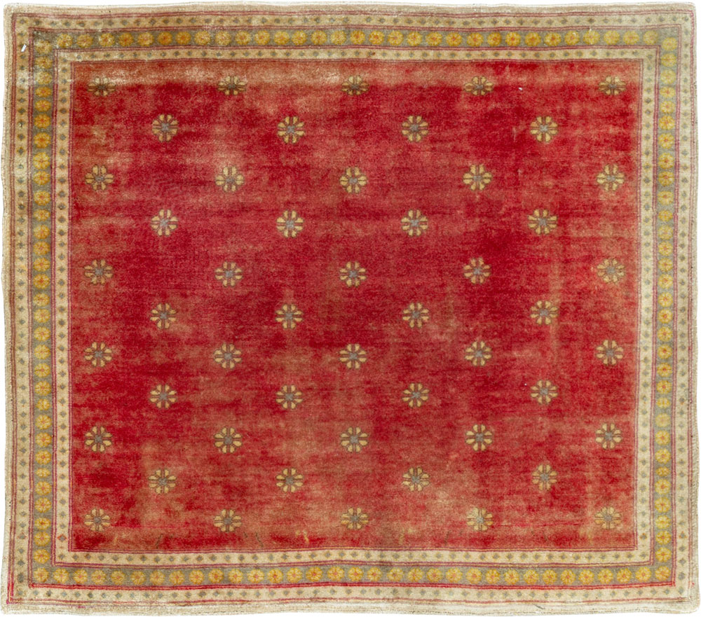 Antique Turkish Sivas Square Throw Rug, No.16541 - Galerie Shabab