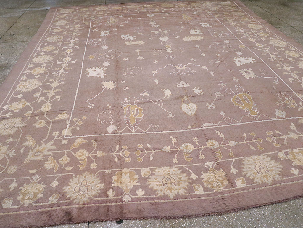 Antique Turkish Oushak Rug, No.16554 - Galerie Shabab