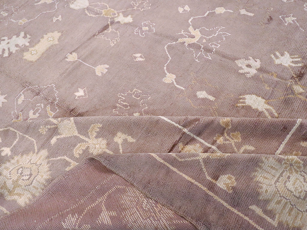 Antique Turkish Oushak Rug, No.16554 - Galerie Shabab