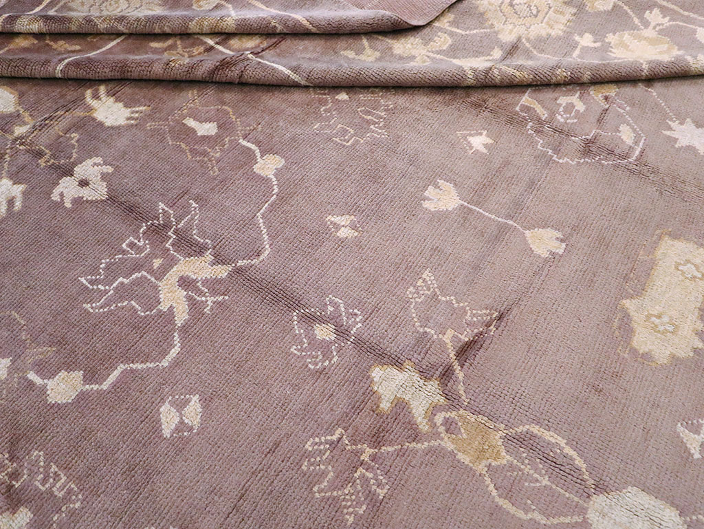 Antique Turkish Oushak Rug, No.16554 - Galerie Shabab