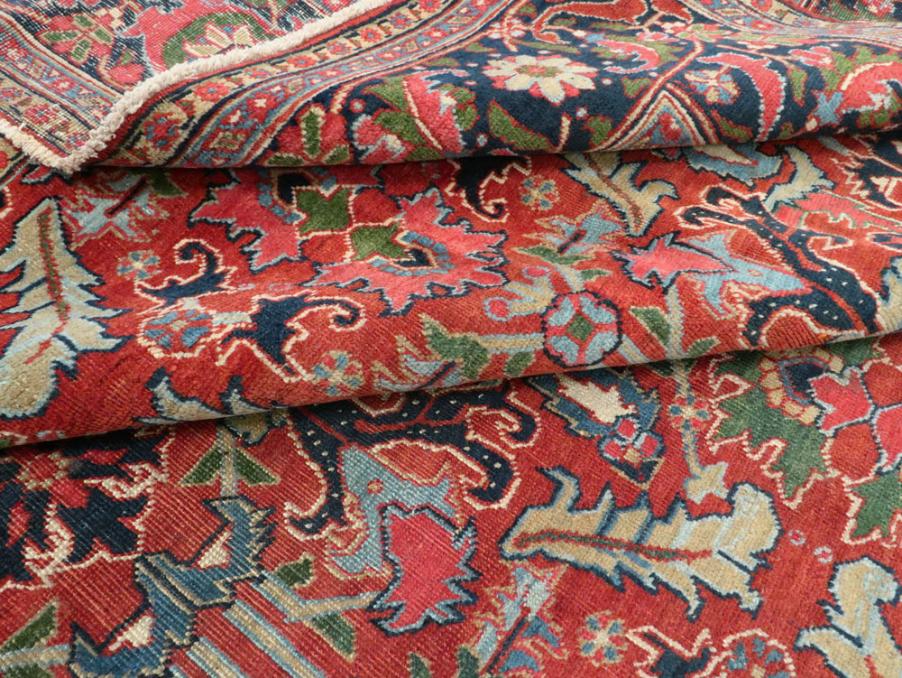 Antique Persian Heriz Carpet, No.16563 - Galerie Shabab