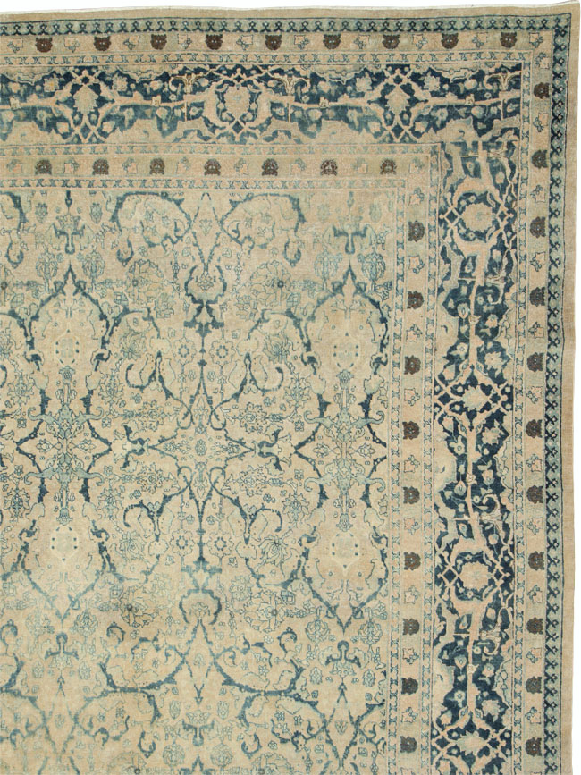 Antique Persian Tabriz Carpet, No.16566 - Galerie Shabab