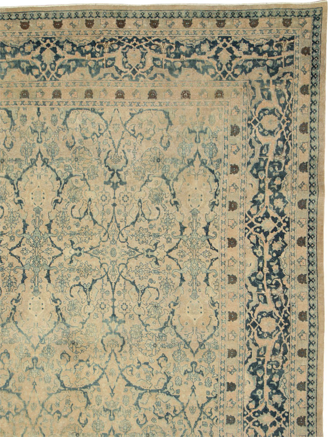 Antique Persian Tabriz Carpet, No.16566 - Galerie Shabab