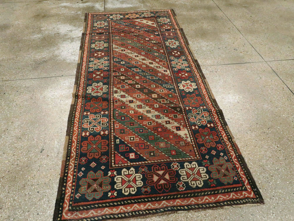 Antique Caucasian Kazak Rug, No.16583 - Galerie Shabab