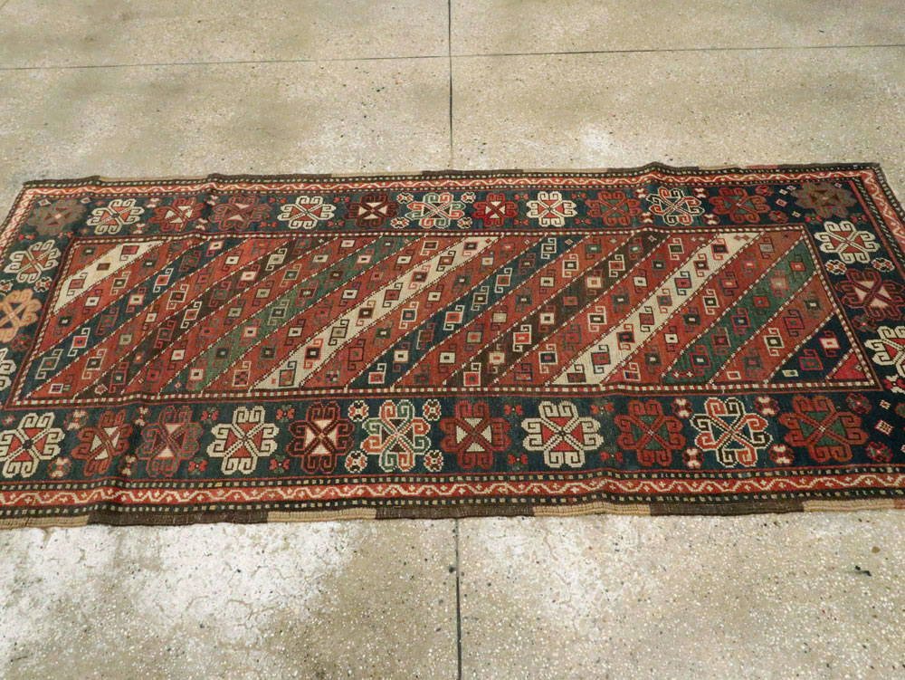 Antique Caucasian Kazak Rug, No.16583 - Galerie Shabab