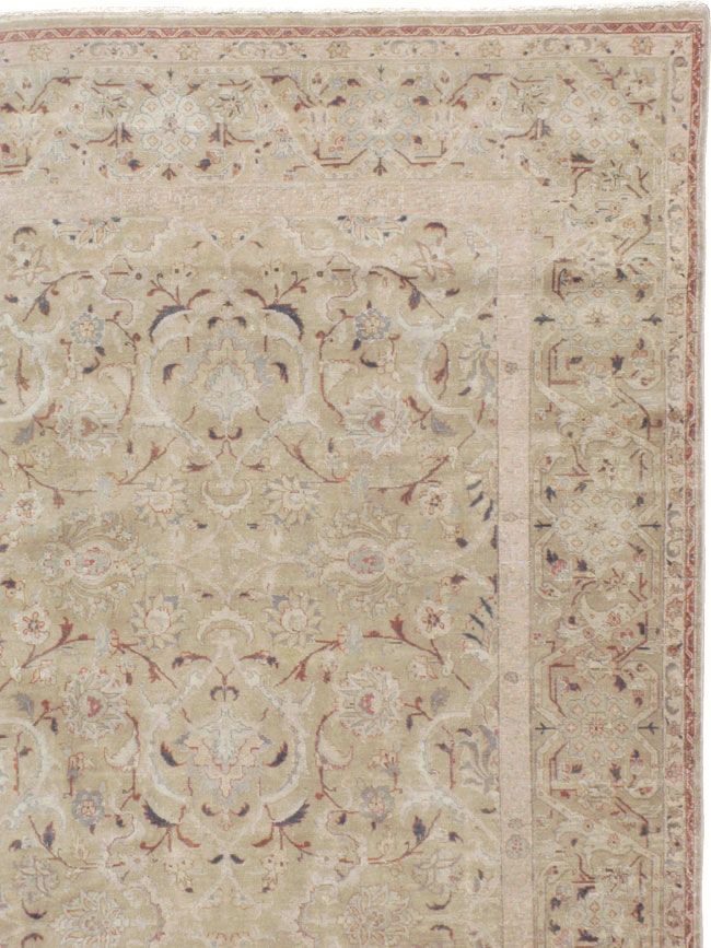 Antique Persian Tabriz Carpet, No.16604 - Galerie Shabab