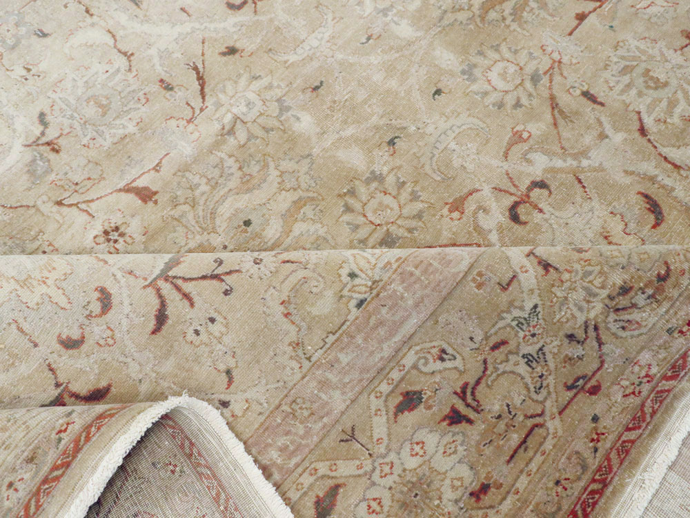 Antique Persian Tabriz Carpet, No.16604 - Galerie Shabab