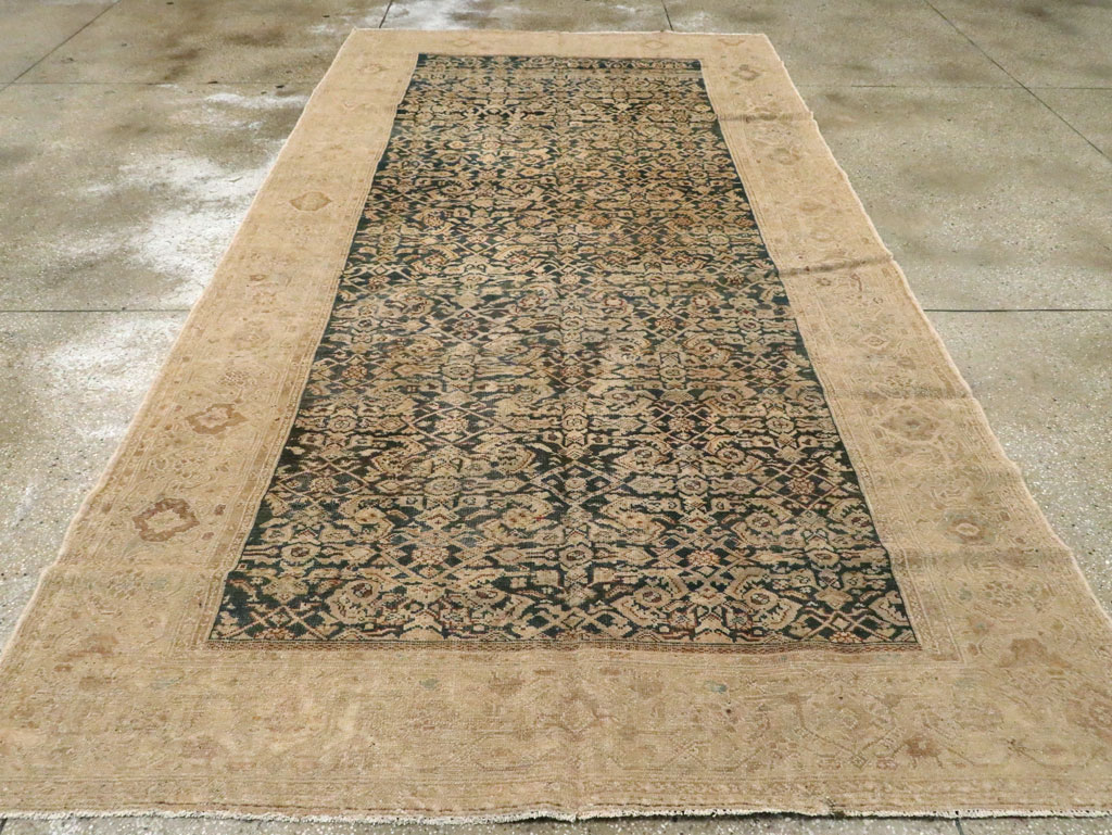 Antique Persian Malayer Carpet, No.16615 - Galerie Shabab