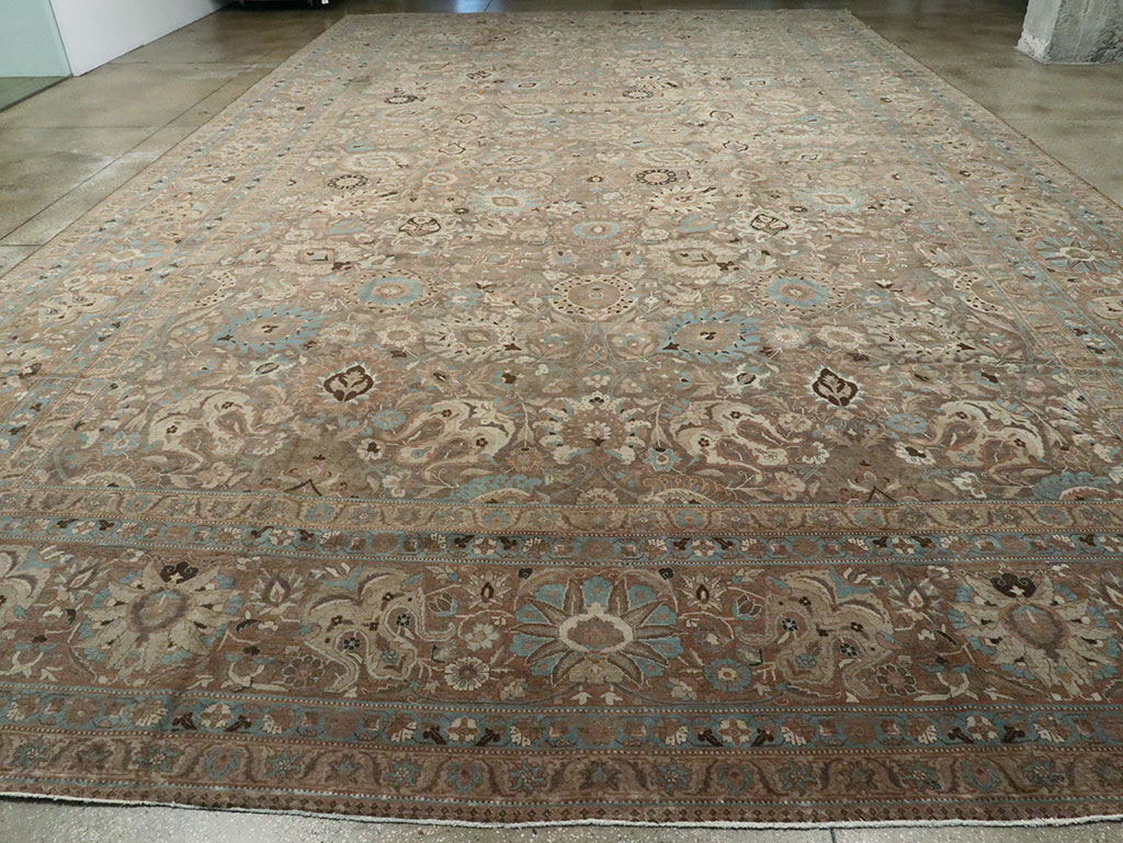 Antique Persian Tabriz Carpet, No.16616 - Galerie Shabab