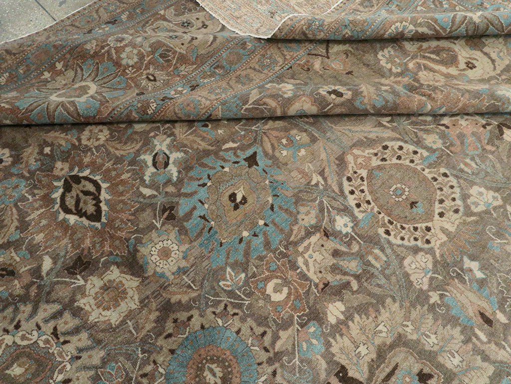 Antique Persian Tabriz Carpet, No.16616 - Galerie Shabab
