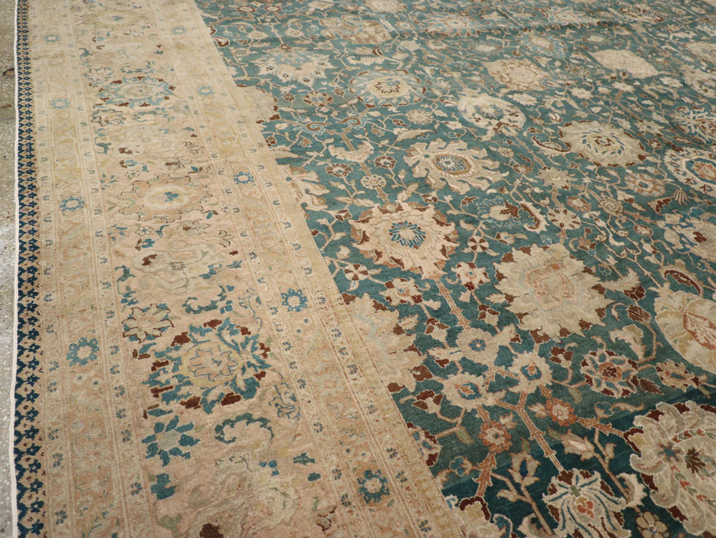 Antique Persian Tabriz Square Carpet, No.16617 - Galerie Shabab