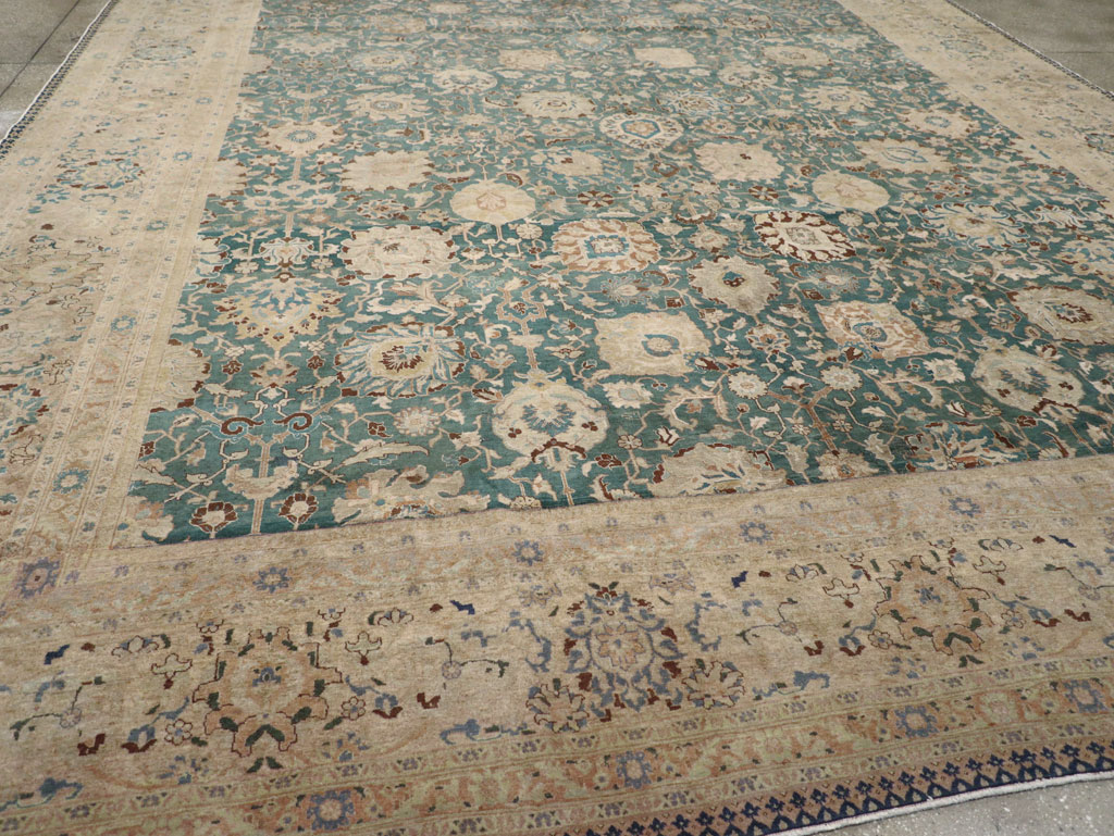 Antique Persian Tabriz Square Carpet, No.16617 - Galerie Shabab