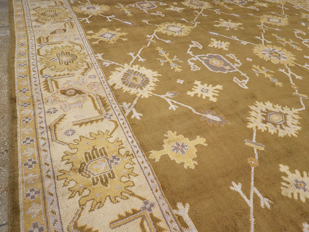 Antique Turkish Oushak Oversize Carpet, No.16629 - Galerie Shabab