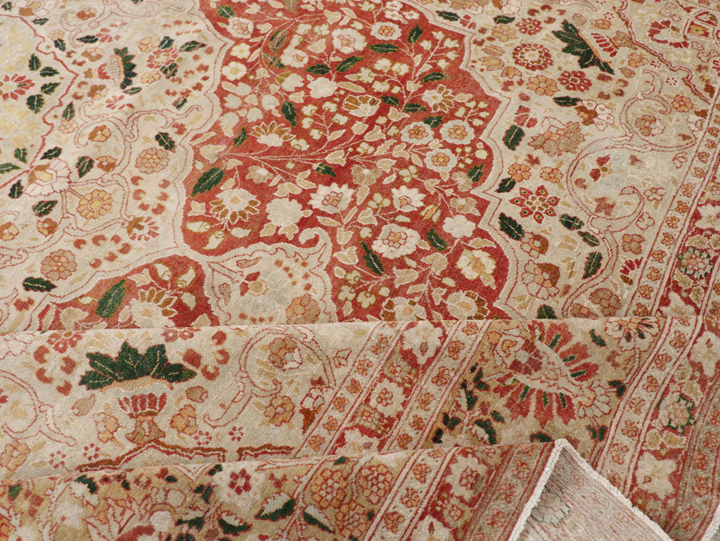 Antique Persian Tabriz Carpet, No.16633 - Galerie Shabab