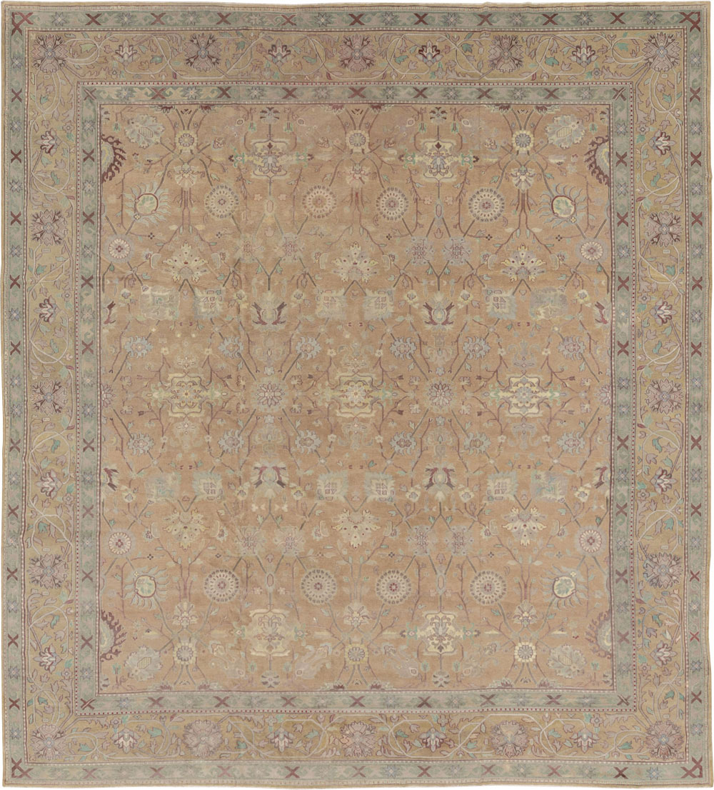 Antique Indian Lahore Square Large Carpet, No.16647 - Galerie Shabab