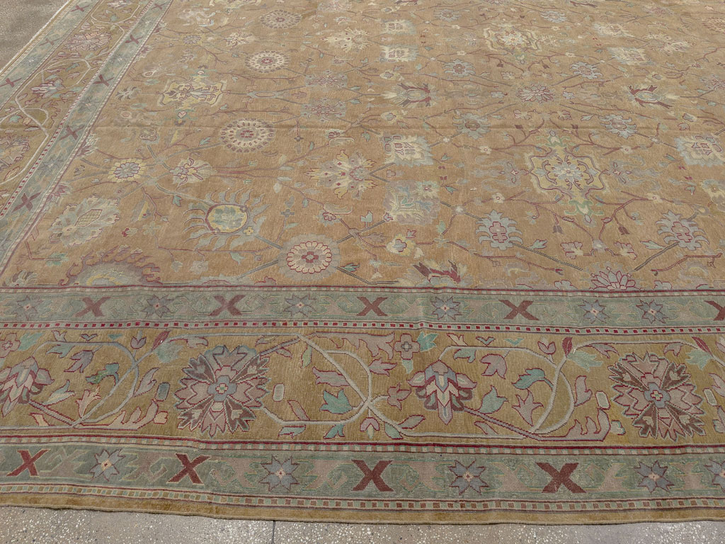 Antique Indian Lahore Square Large Carpet, No.16647 - Galerie Shabab
