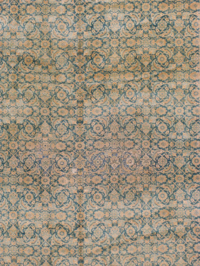 Antique Persian Tabriz Carpet, No.16652 - Galerie Shabab