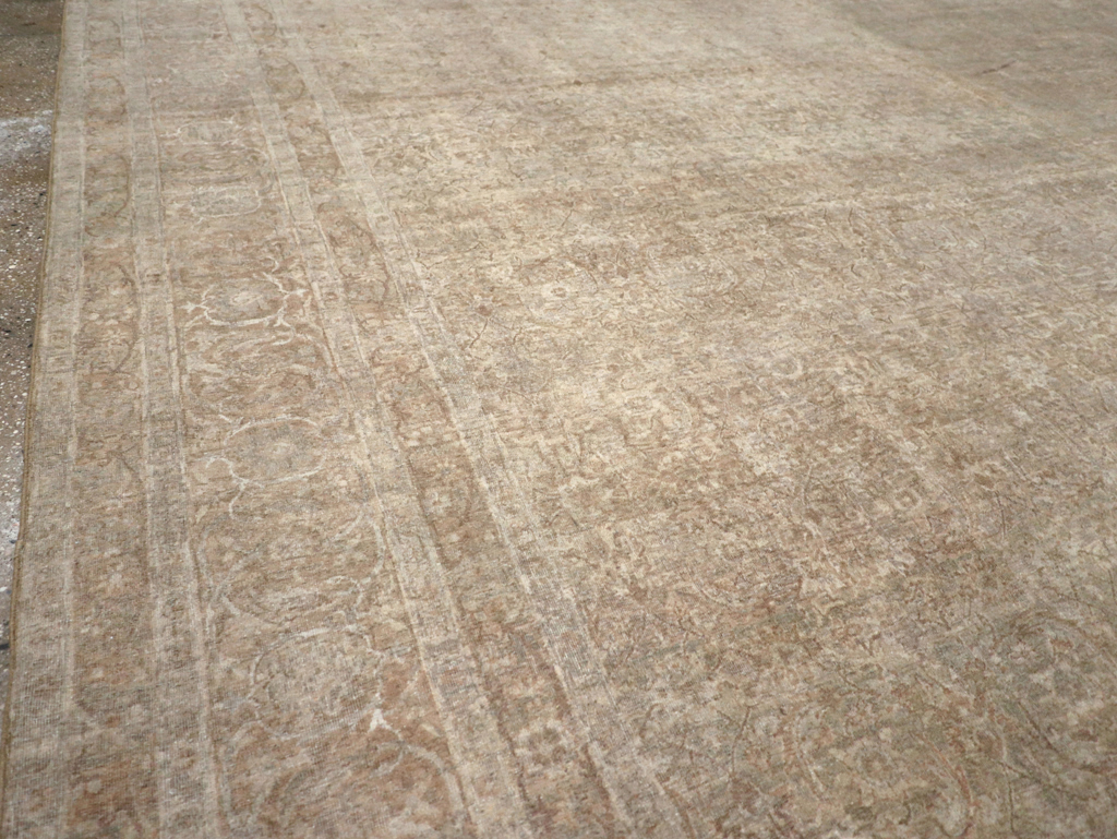 Antique Persian Lavar Kerman Oversize Carpet, No.16668 - Galerie Shabab