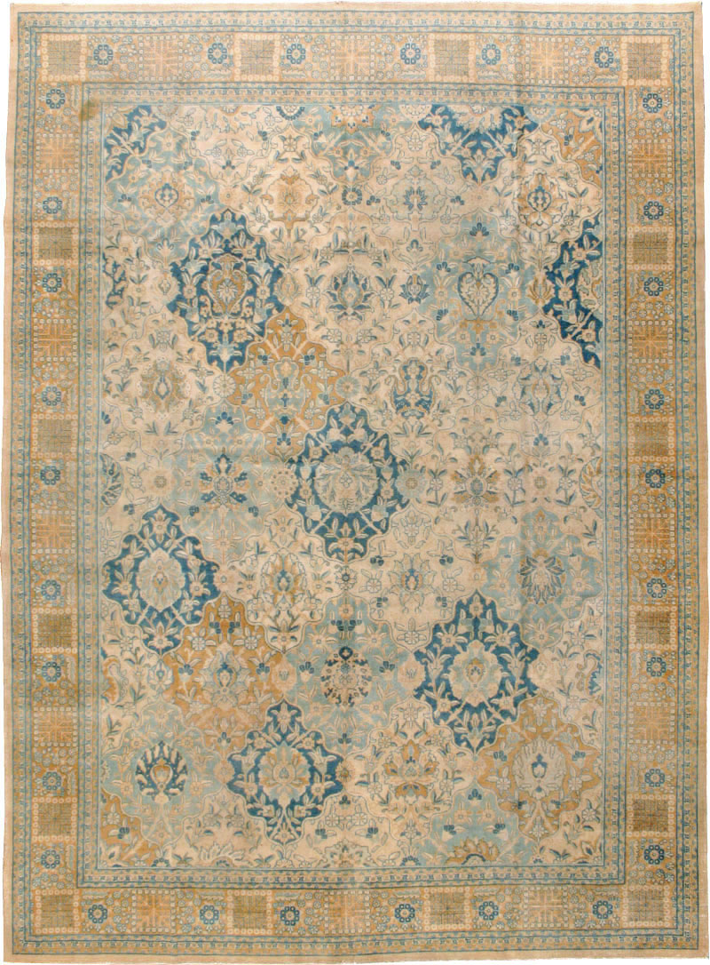 Antique Persian Tabriz Carpet, No.16670 - Galerie Shabab