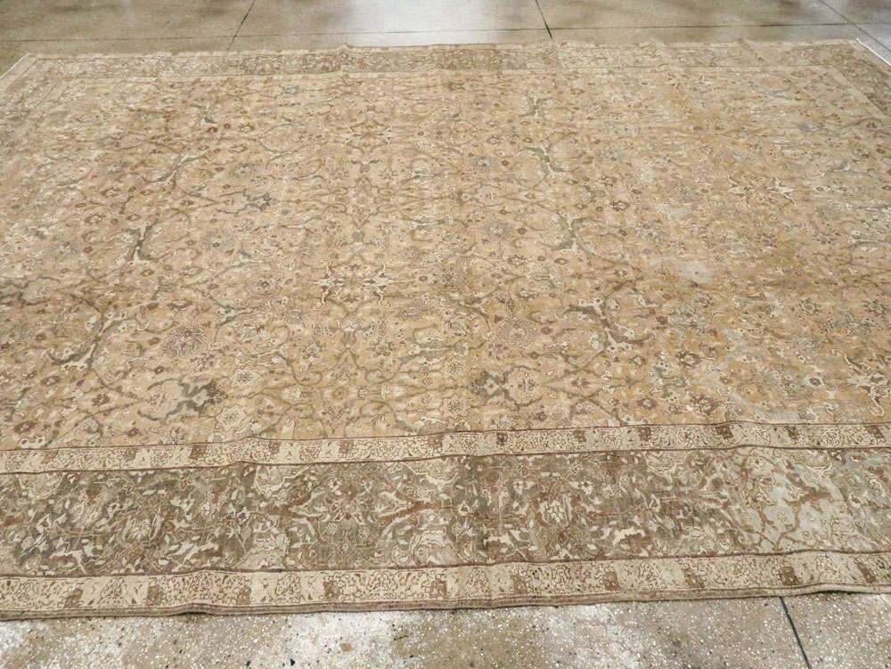 Antique Persian Tabriz Carpet, No.16671 - Galerie Shabab