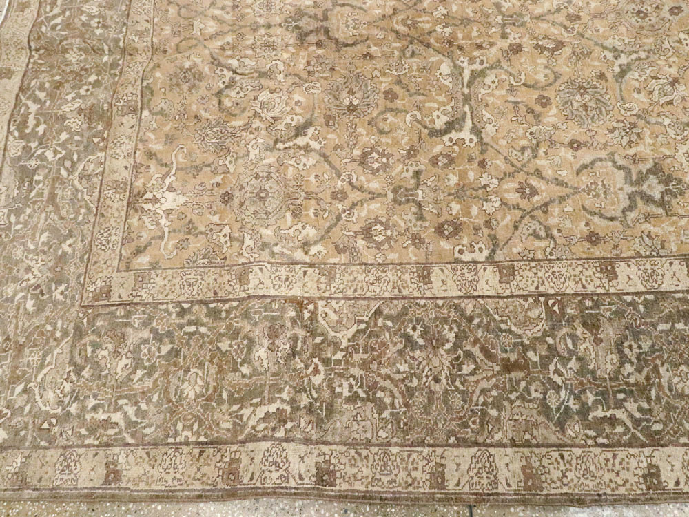Antique Persian Tabriz Carpet, No.16671 - Galerie Shabab