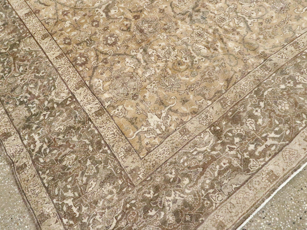 Antique Persian Tabriz Carpet, No.16671 - Galerie Shabab