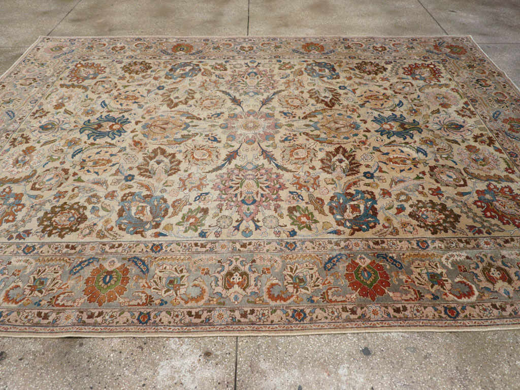 Antique Persian Tabriz Carpet, No.16672 - Galerie Shabab