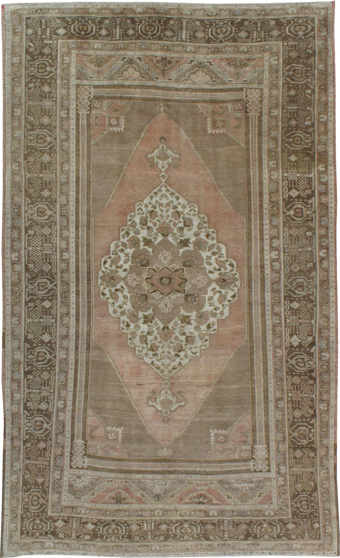 Antique Oushak Carpet, No.16686 - Galerie Shabab