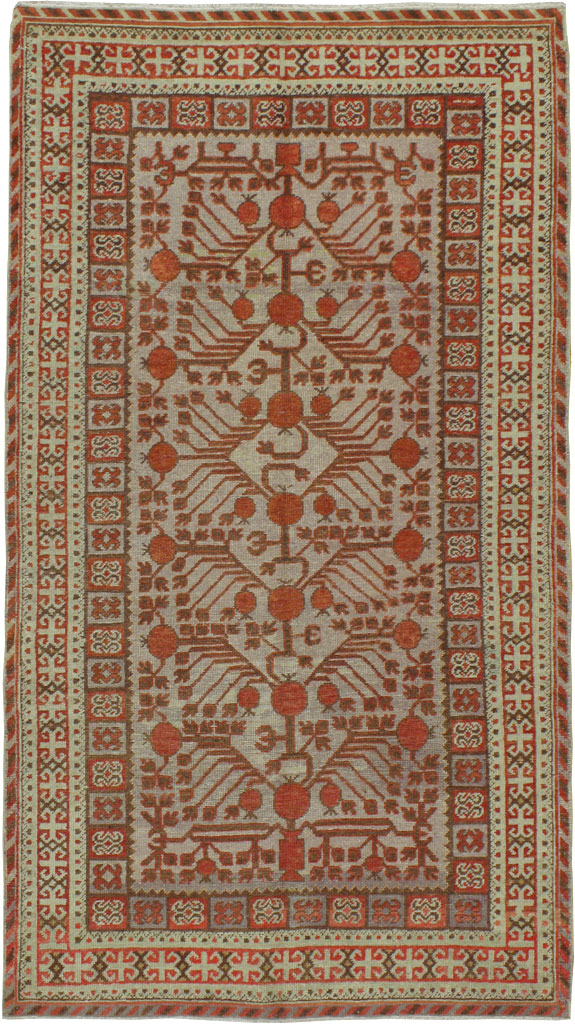 Antique Khotan Rug, No.16706 - Galerie Shabab