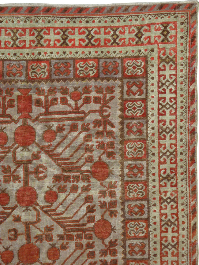 Antique Khotan Rug, No.16706 - Galerie Shabab