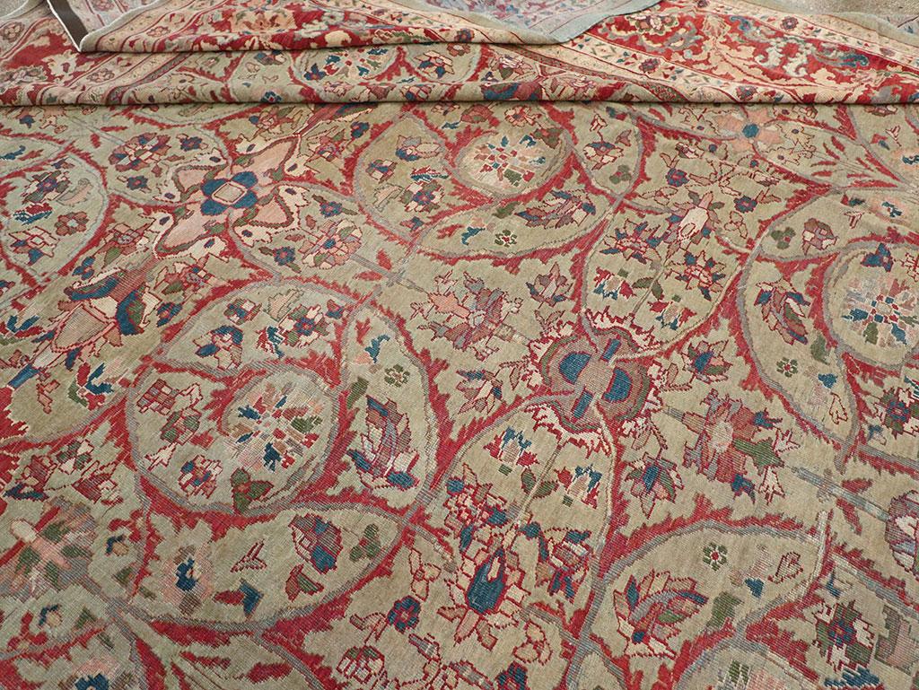 Antique Persian Sultanbad Carpet, No.16722 - Galerie Shabab