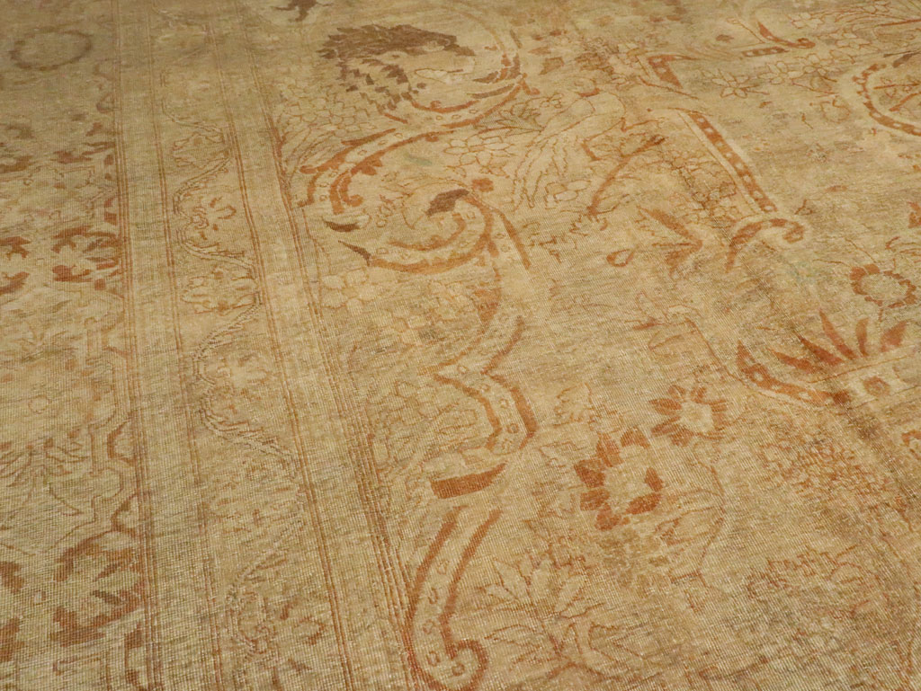 Antique Persian Mashad Carpet, No.16734 - Galerie Shabab